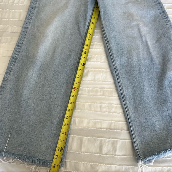Pistola Lana raw hem high waisted cropped wide leg jeans light wash size 30 - Picture 12 of 12